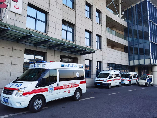 龙湖镇救护车出租服务案例4